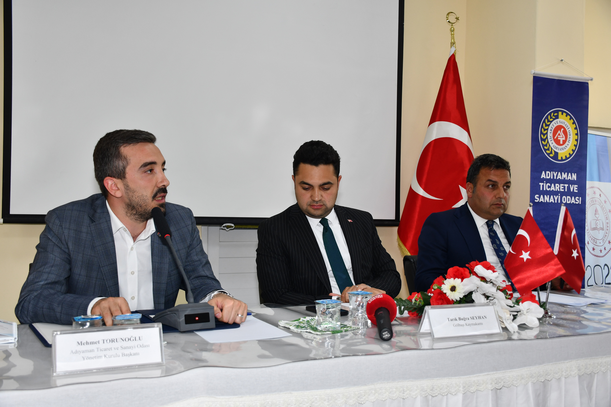 Gölbaşı’nın ‘Yeniden Yapılanma Sürecinde İstişare Toplantısı’ Düzenlendi