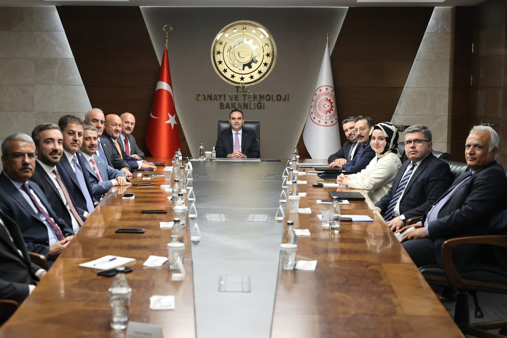 Adıyaman Heyetinden Bakan Kacır’a Ziyaret