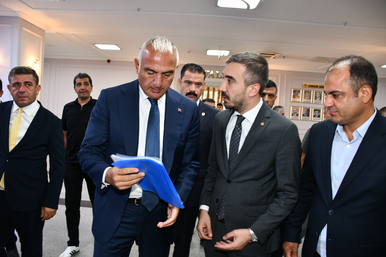 Başkan Torunoğlu, Bakan Ersoy’a Proje Dosyası Sundu